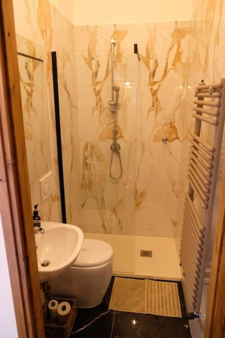 Romantic Suite Pisa Luaran gambar